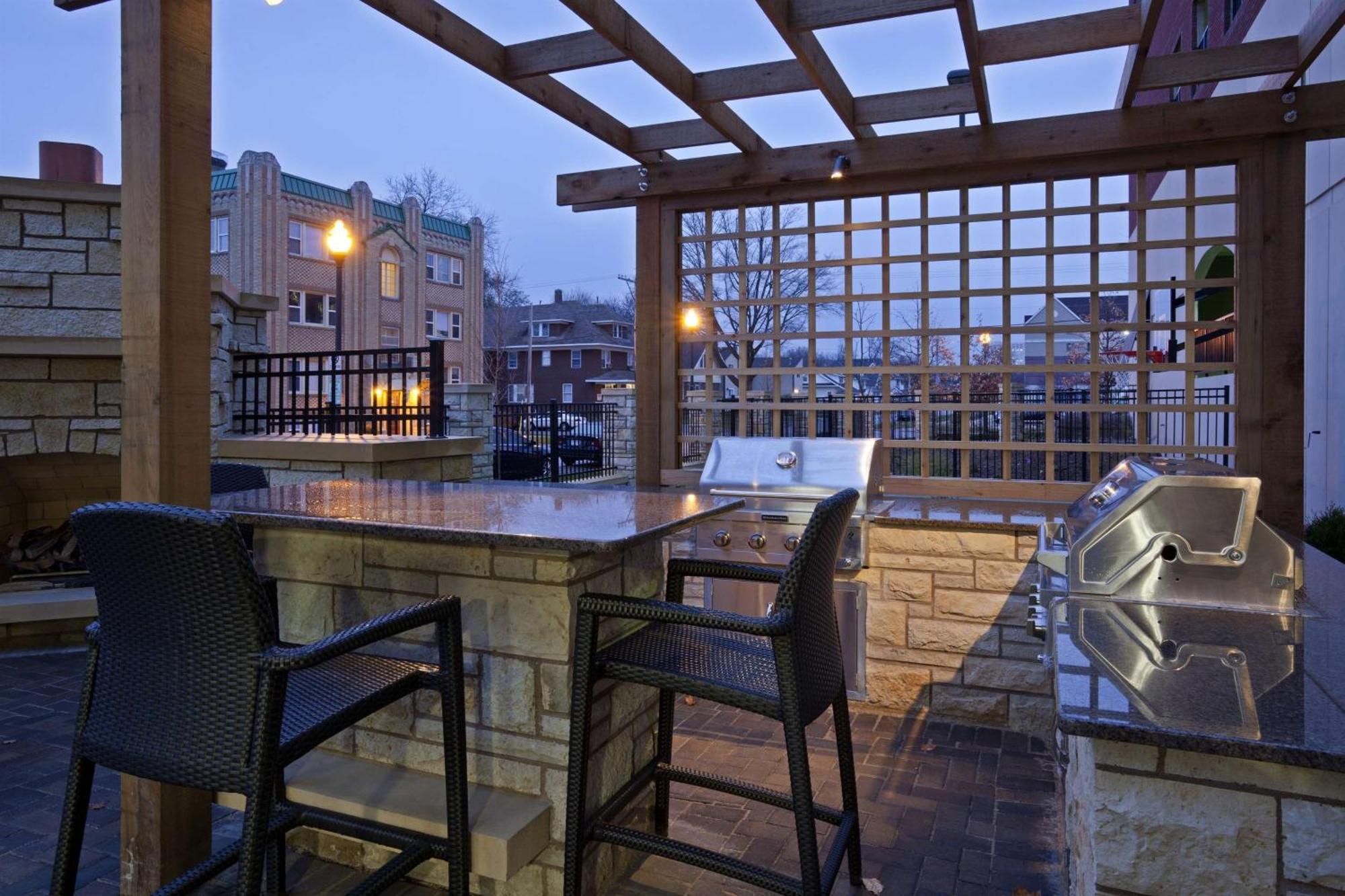 Homewood Suites By Hilton Rochester Mayo Clinic-St. Marys Campus Buitenkant foto